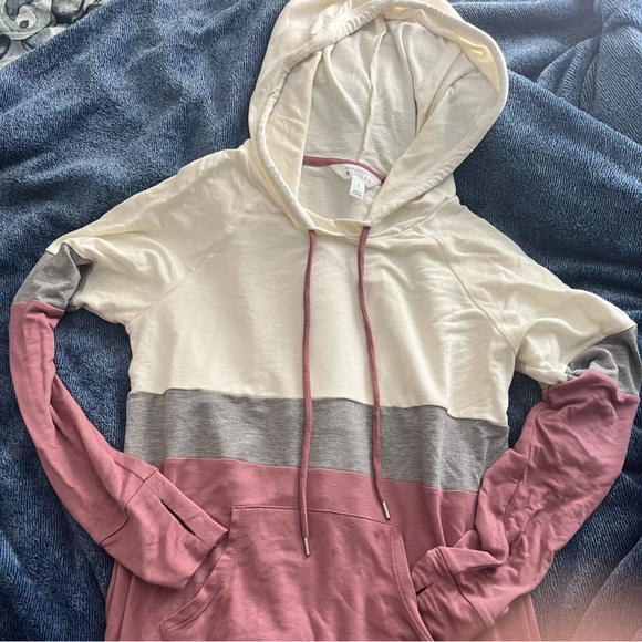 Market and Spruce hoodie - Picture 1 of 4